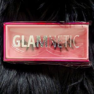 Glamnetic Vogue Lashes